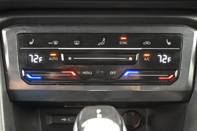 Used 2024 Volkswagen Tiguan SE AWD/4WD image 22