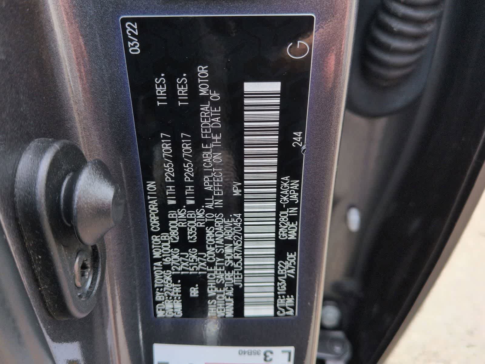 Used 2022 Toyota 4Runner SR5 Premium w/ Moonroof Package RWD image 28