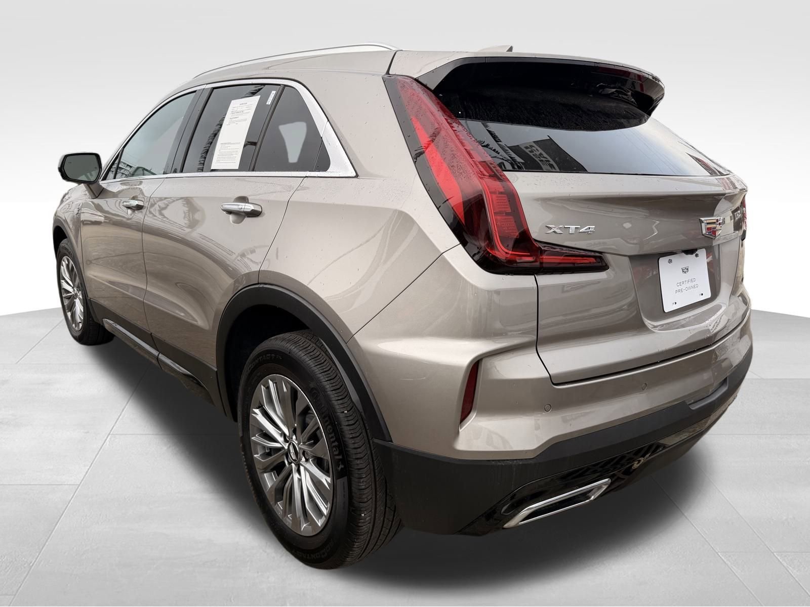 Certified 2025 Cadillac XT4 Premium Luxury image 6