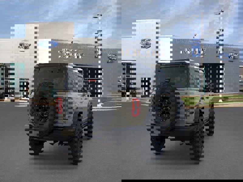 New 2025 Ford Bronco Badlands image 8