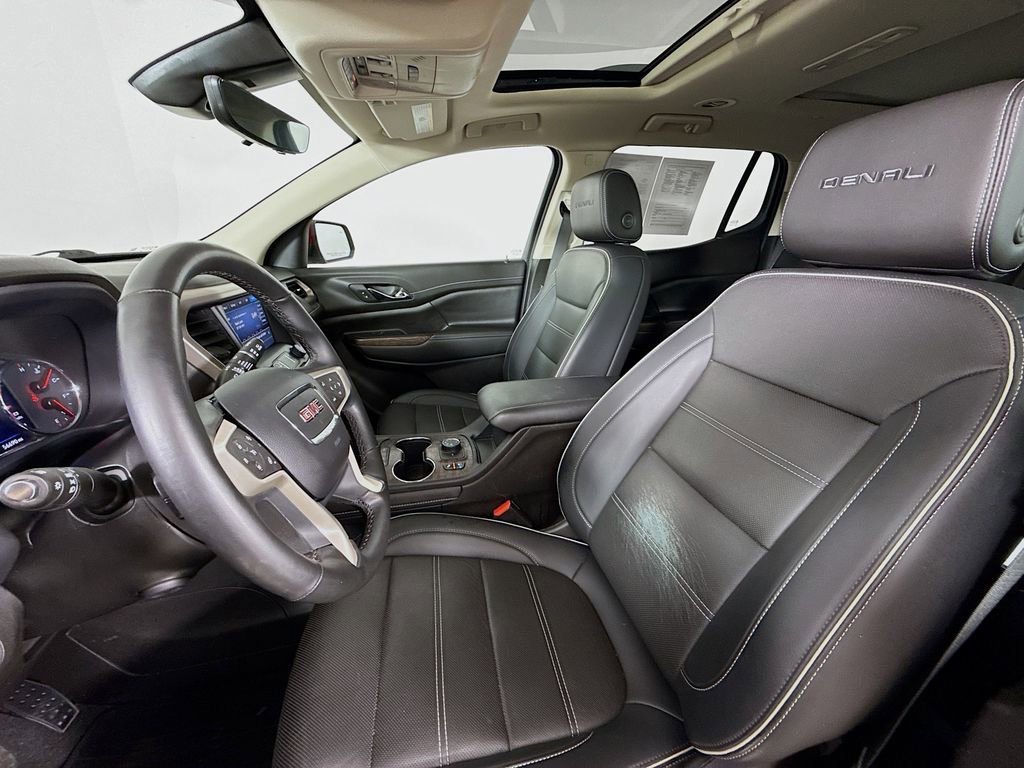 Used 2023 GMC Acadia Denali w/ Denali Ultimate Package AWD/4WD image 24