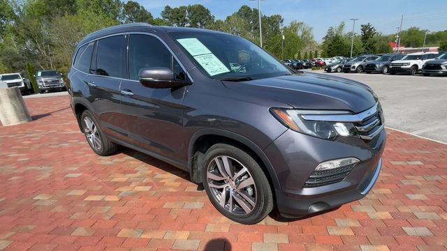 Used 2017 Honda Pilot Elite image 3