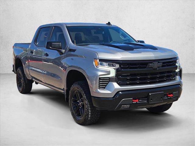 Used 2024 Chevrolet Silverado 1500 LT Trail Boss w/ Convenience Package II image 3