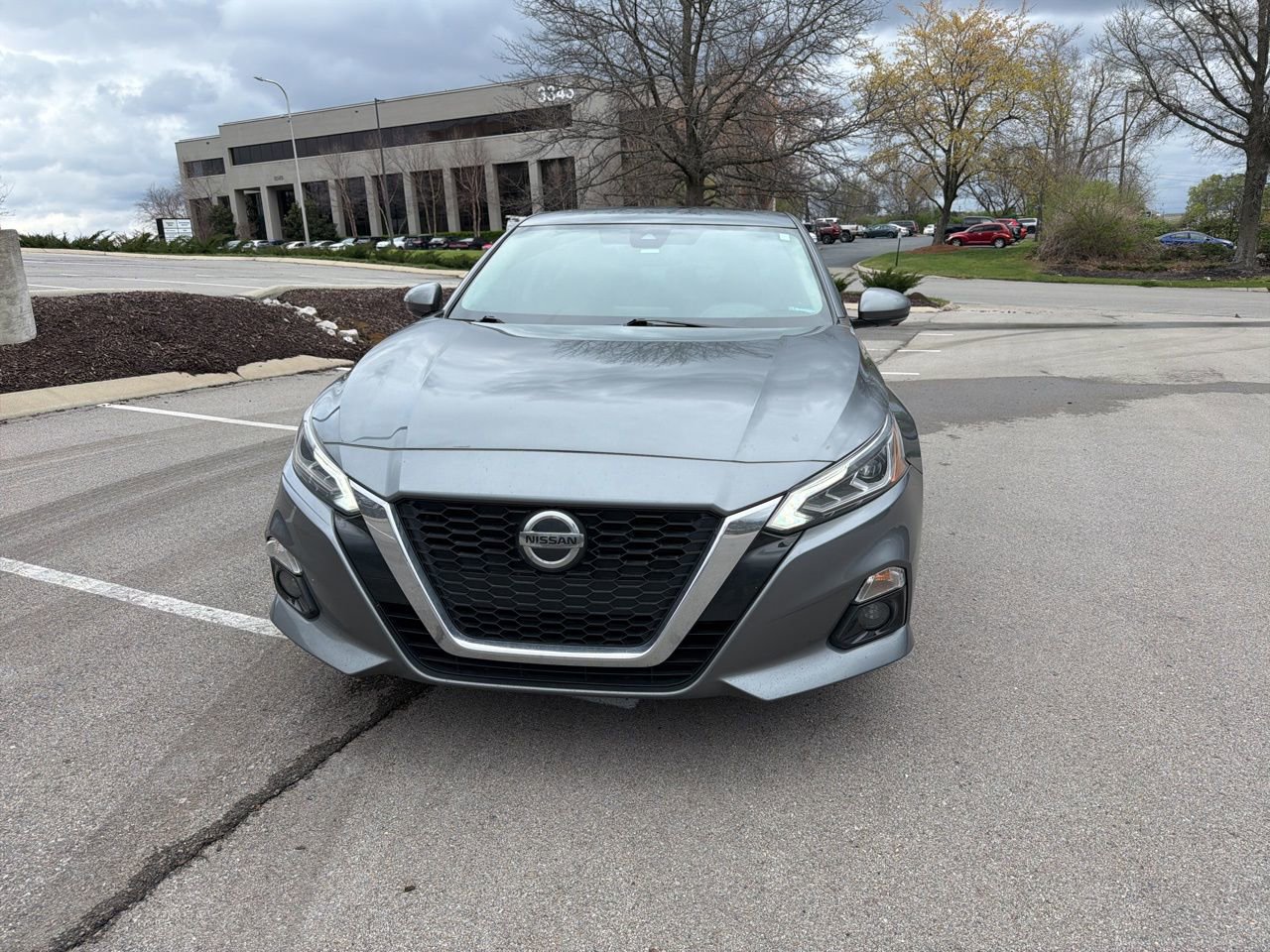 Used 2022 Nissan Altima 2.5 Platinum image 2