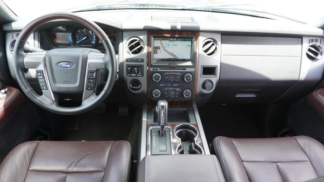 Used 2015 Ford Expedition EL Platinum RWD image 25