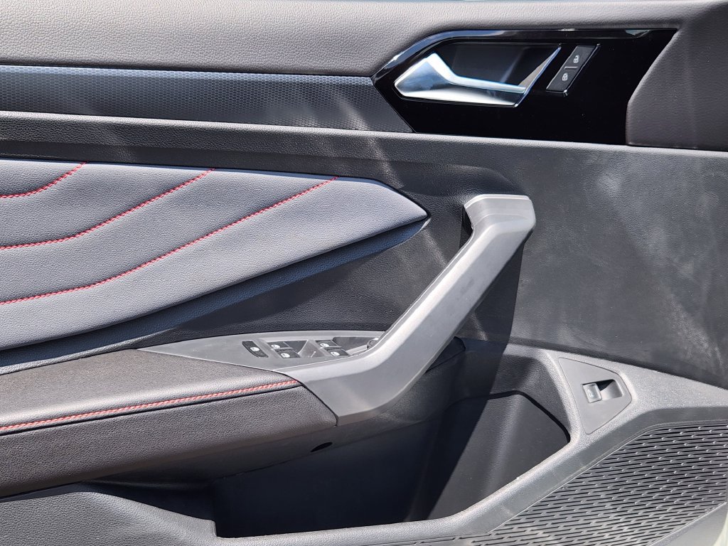 New 2026 Volkswagen Jetta GLI Autobahn FWD image 12