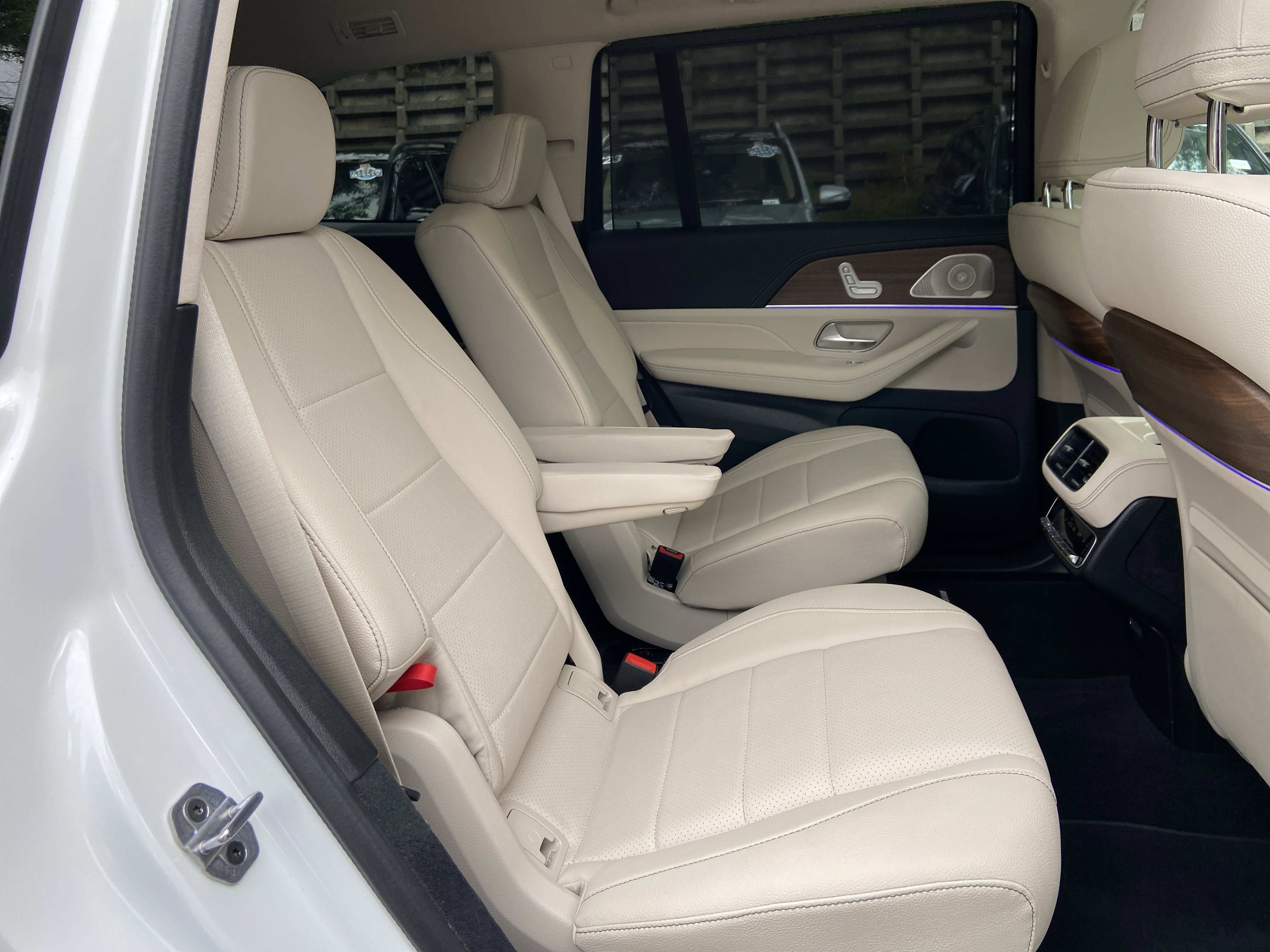 Certified 2025 Mercedes-Benz GLS 450 4MATIC image 50