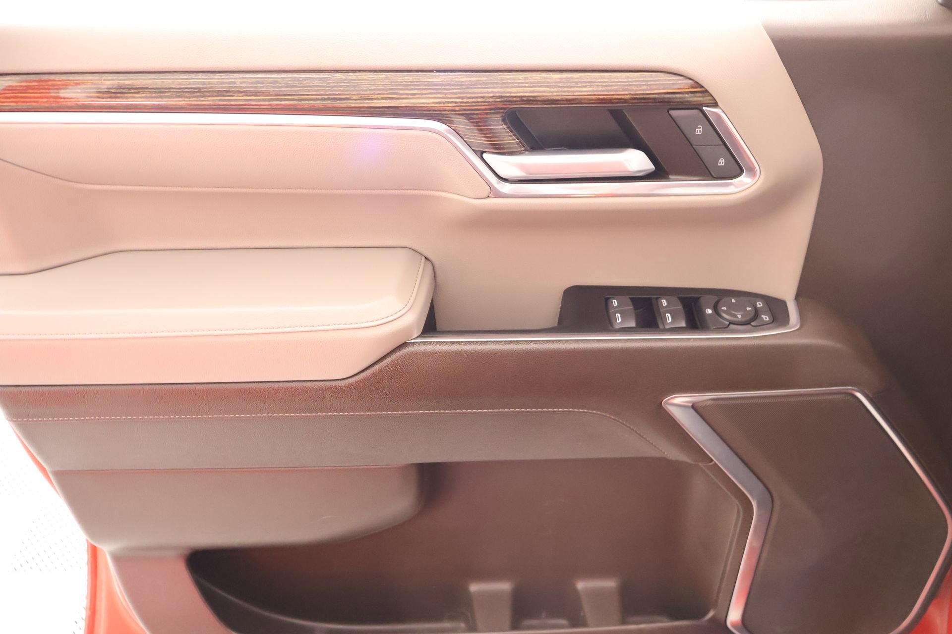 Used 2024 GMC Sierra 1500 SLE w/ Preferred Package image 15