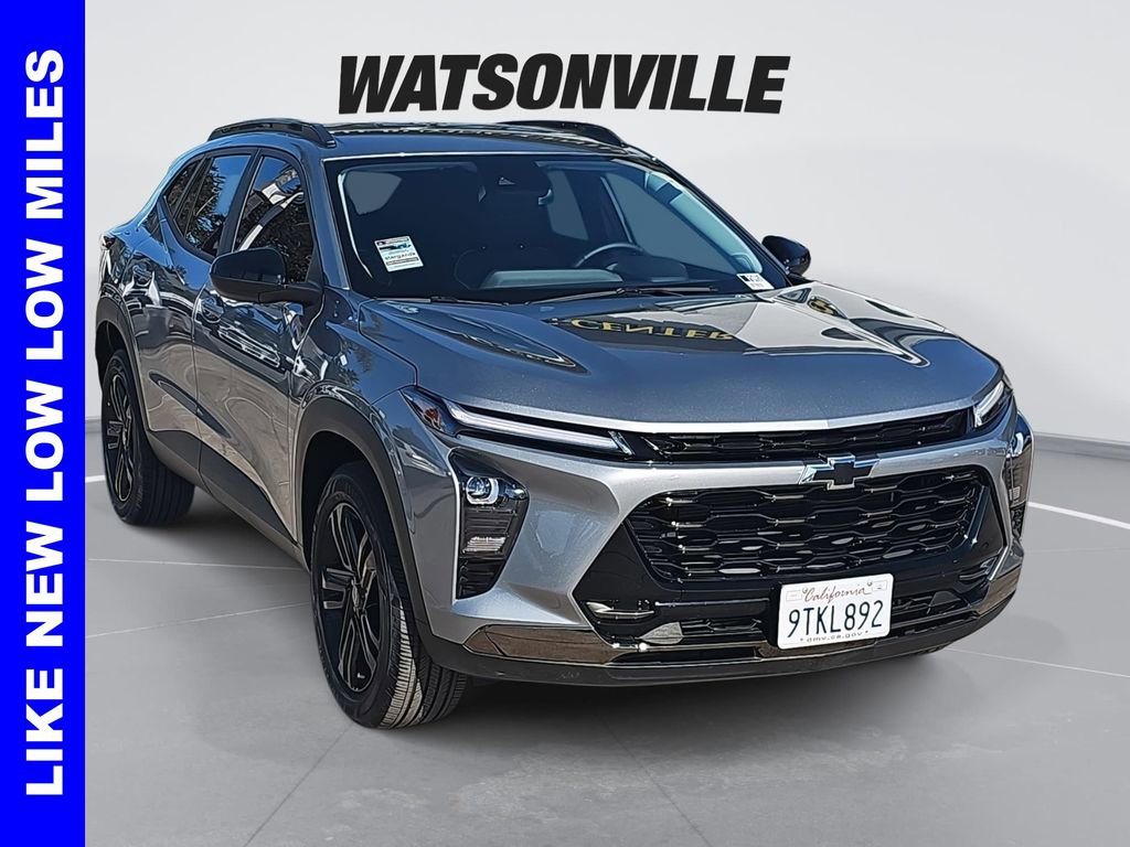 Used 2025 Chevrolet Trax ACTIV w/ Driver Confidence Package image 1