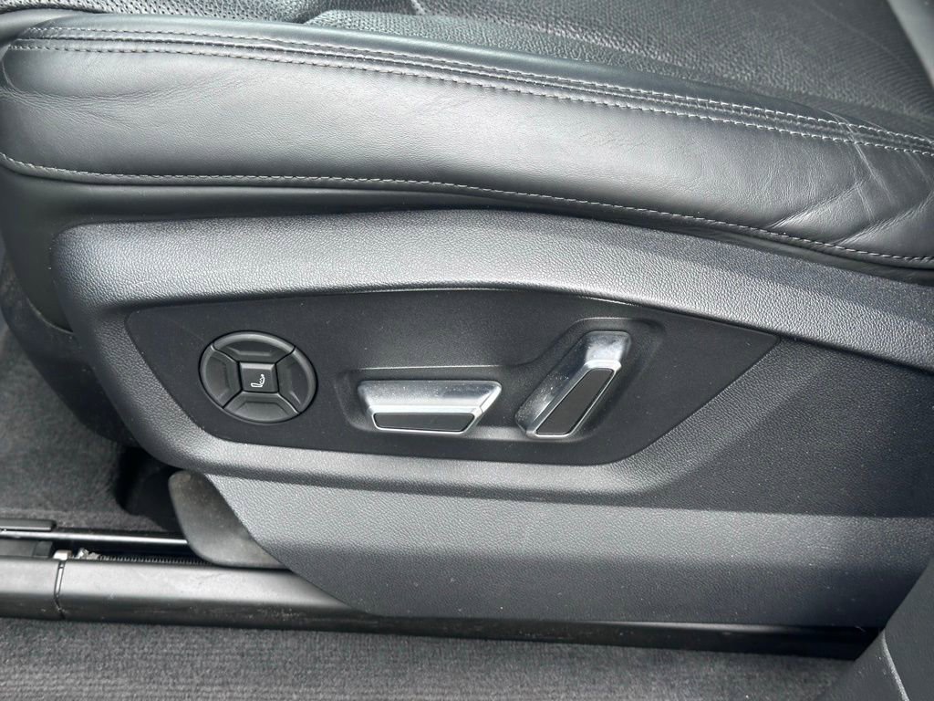 Used 2023 Audi Q7 3.0T Prestige w/ Prestige Package image 16