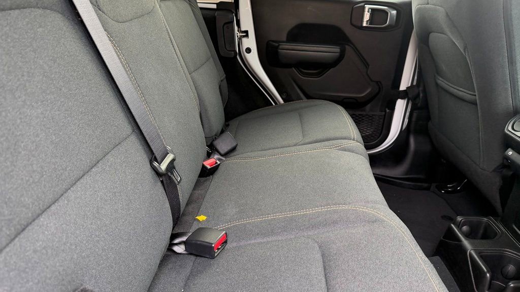 Used 2024 Jeep Wrangler Sport S image 26