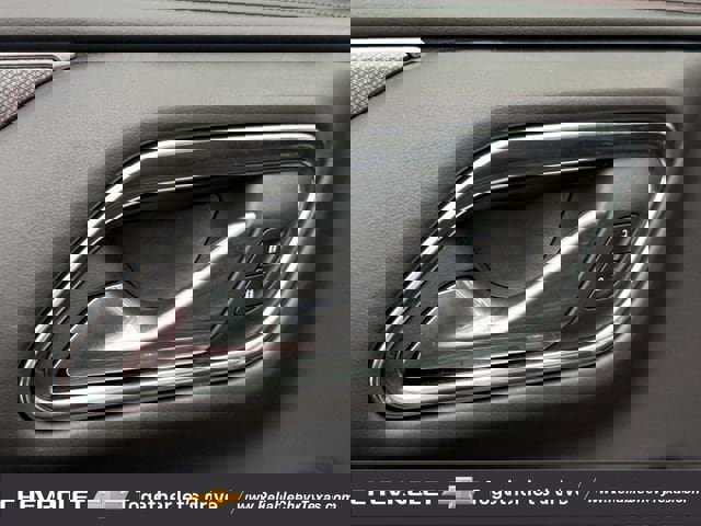 Used 2024 Chevrolet Suburban RST w/ Luxury Package image 25