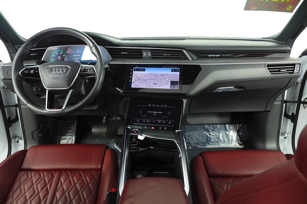 Used 2023 Audi e-tron S Premium Plus w/ Black Optic Package AWD/4WD image 25