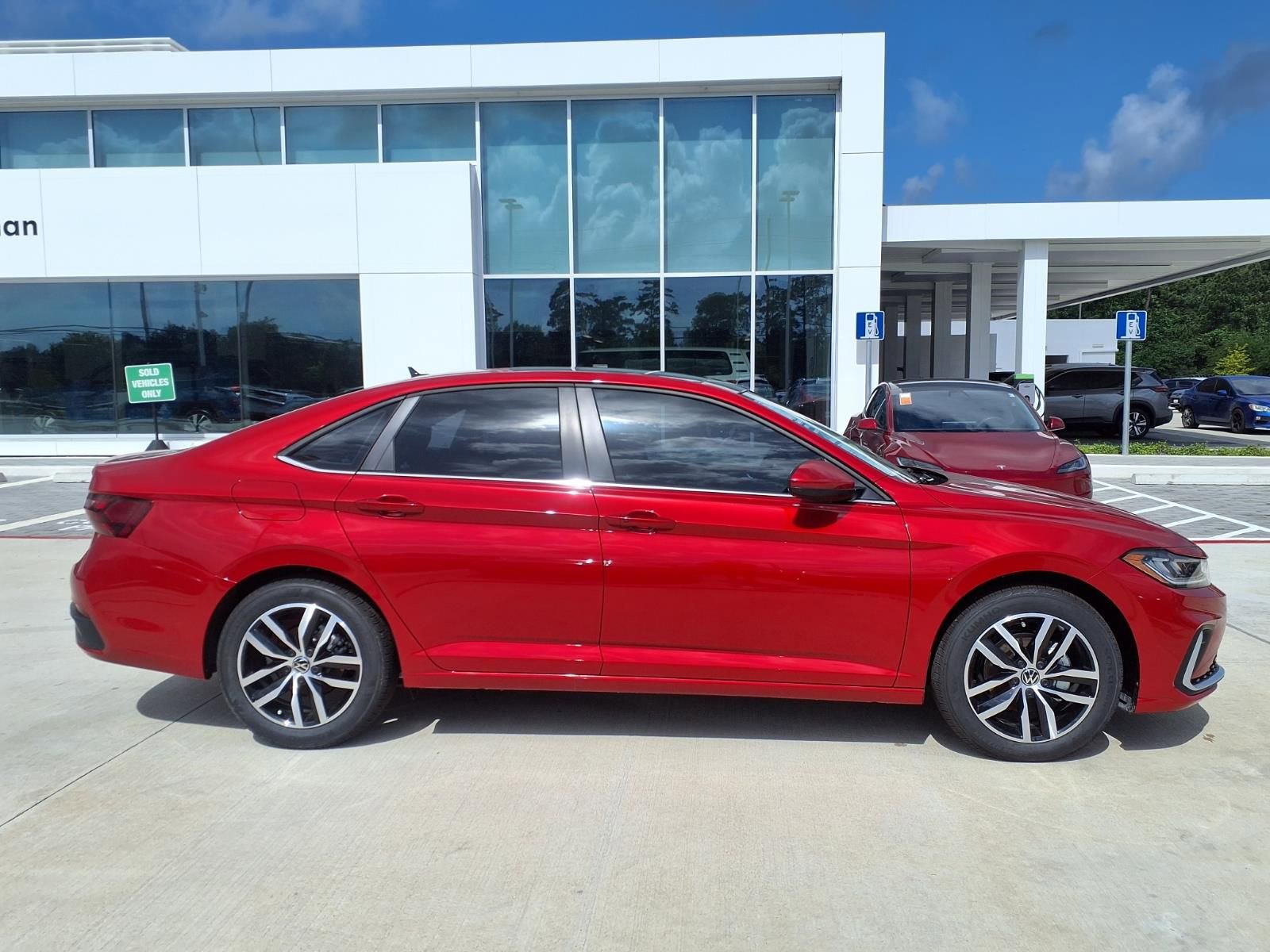 New 2026 Volkswagen Jetta SE FWD image 3