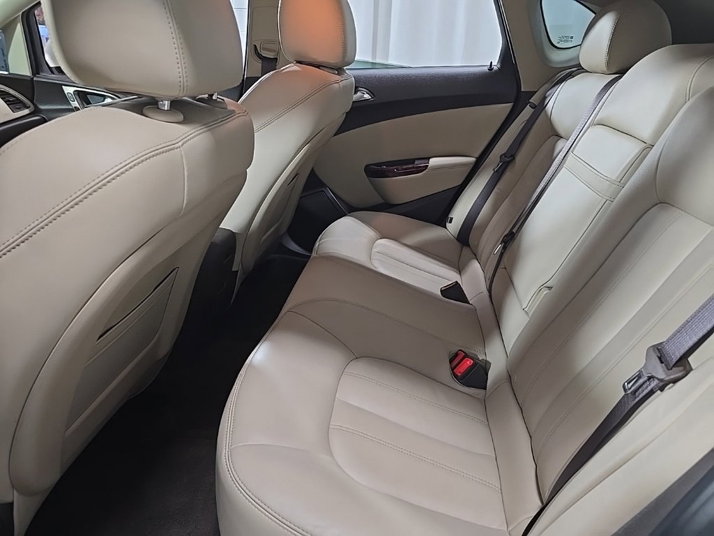 Used 2014 Buick Verano Leather FWD image 30
