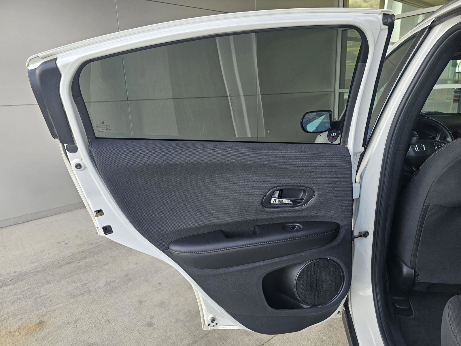 Used 2021 Honda HR-V Sport image 17