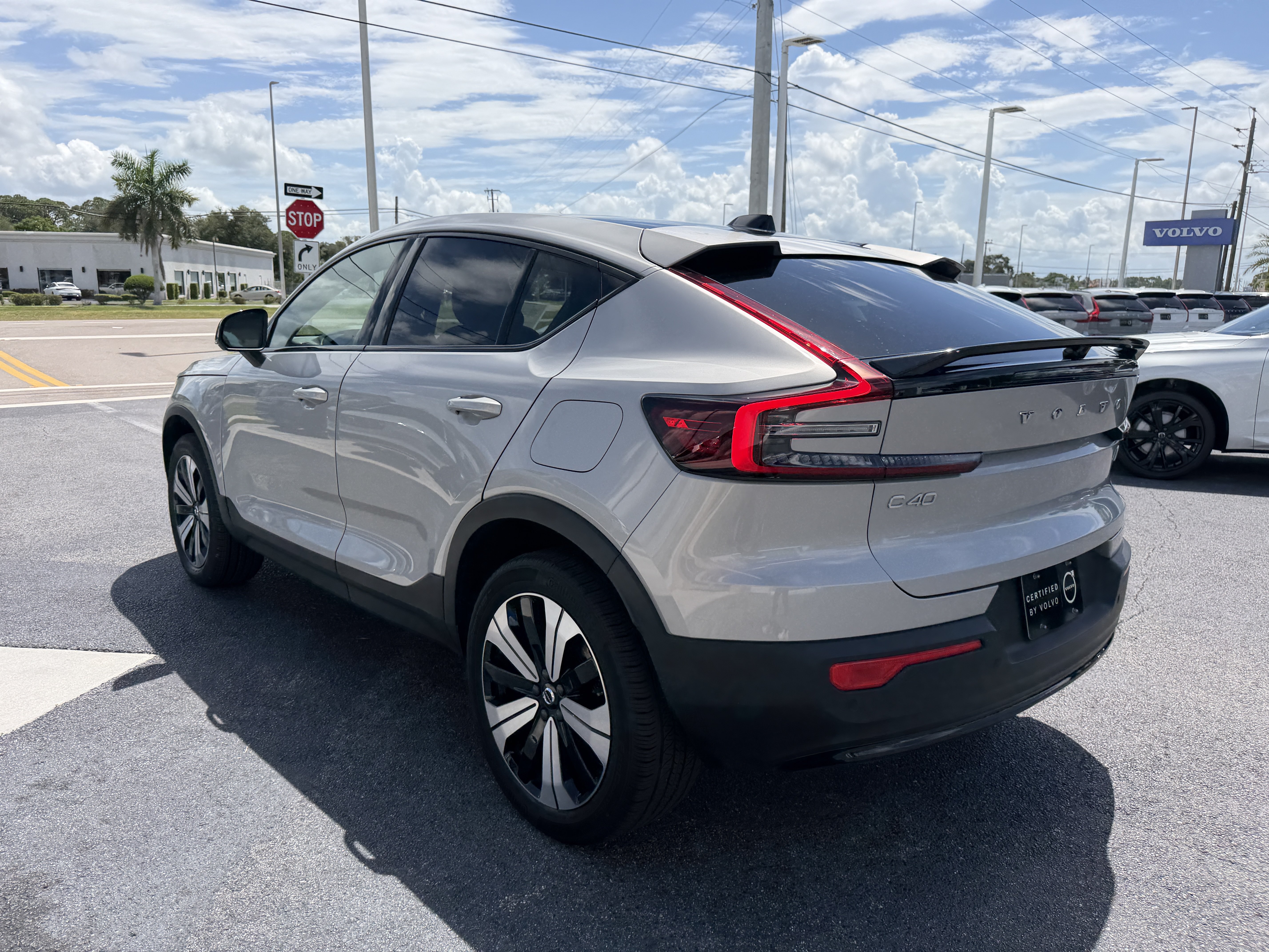 Certified 2023 Volvo C40 Recharge Core AWD/4WD image 5