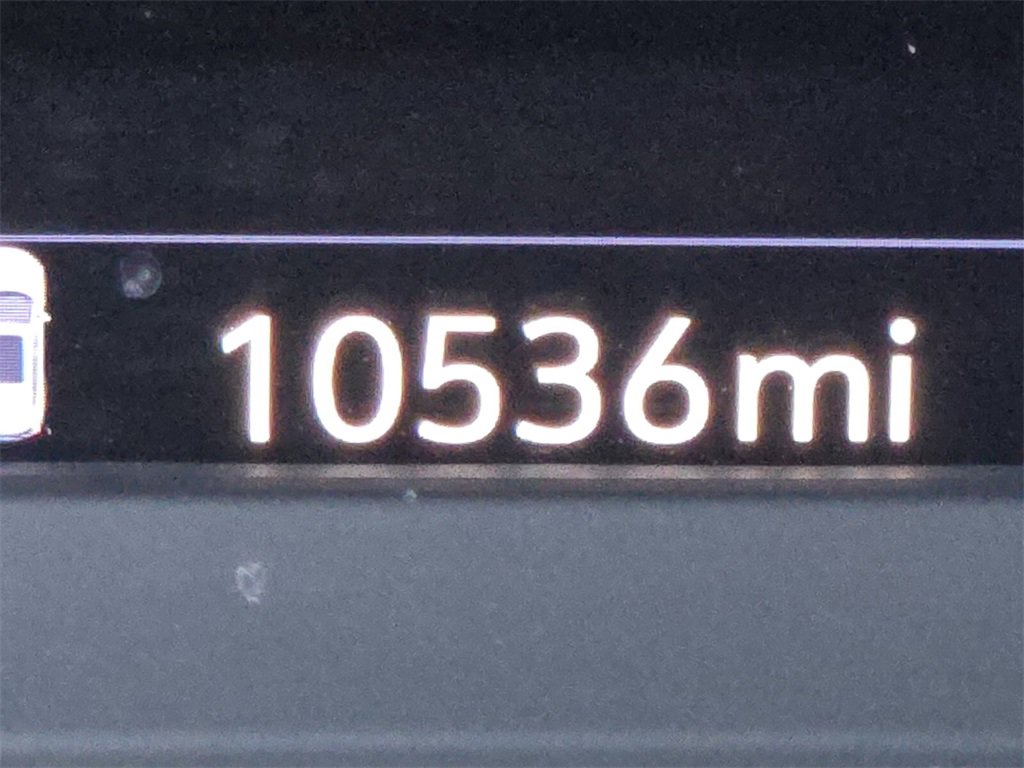 Used 2024 Cadillac XT6 Sport w/ Technology Package image 36