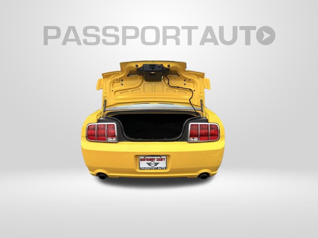 Used 2006 Ford Mustang GT RWD image 17