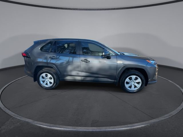 Used 2024 Toyota RAV4 LE image 17