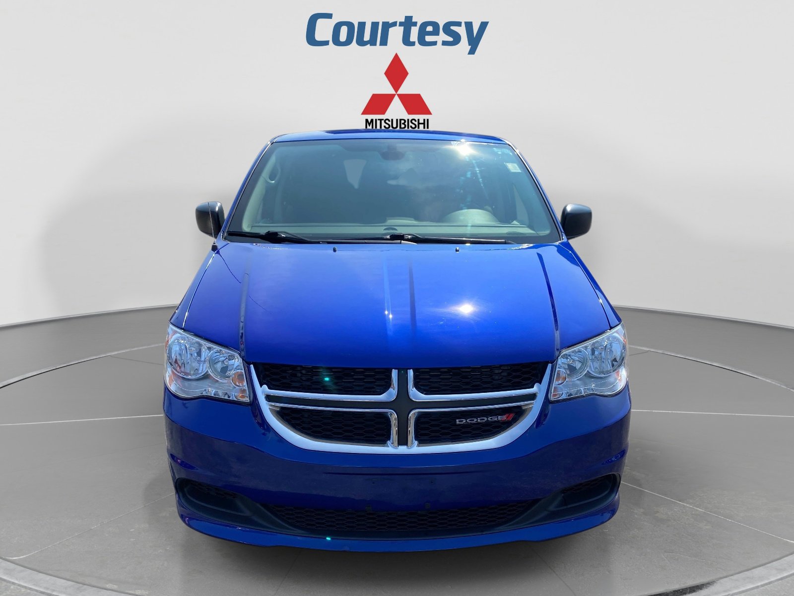 Used 2019 Dodge Grand Caravan SE FWD image 9