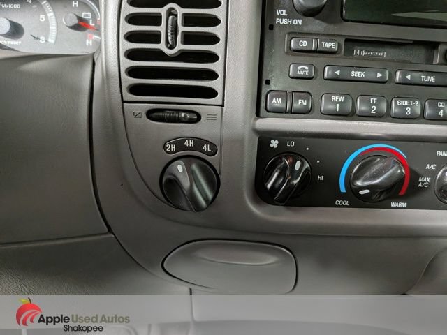 Used 2002 Ford F150 XLT AWD/4WD image 16