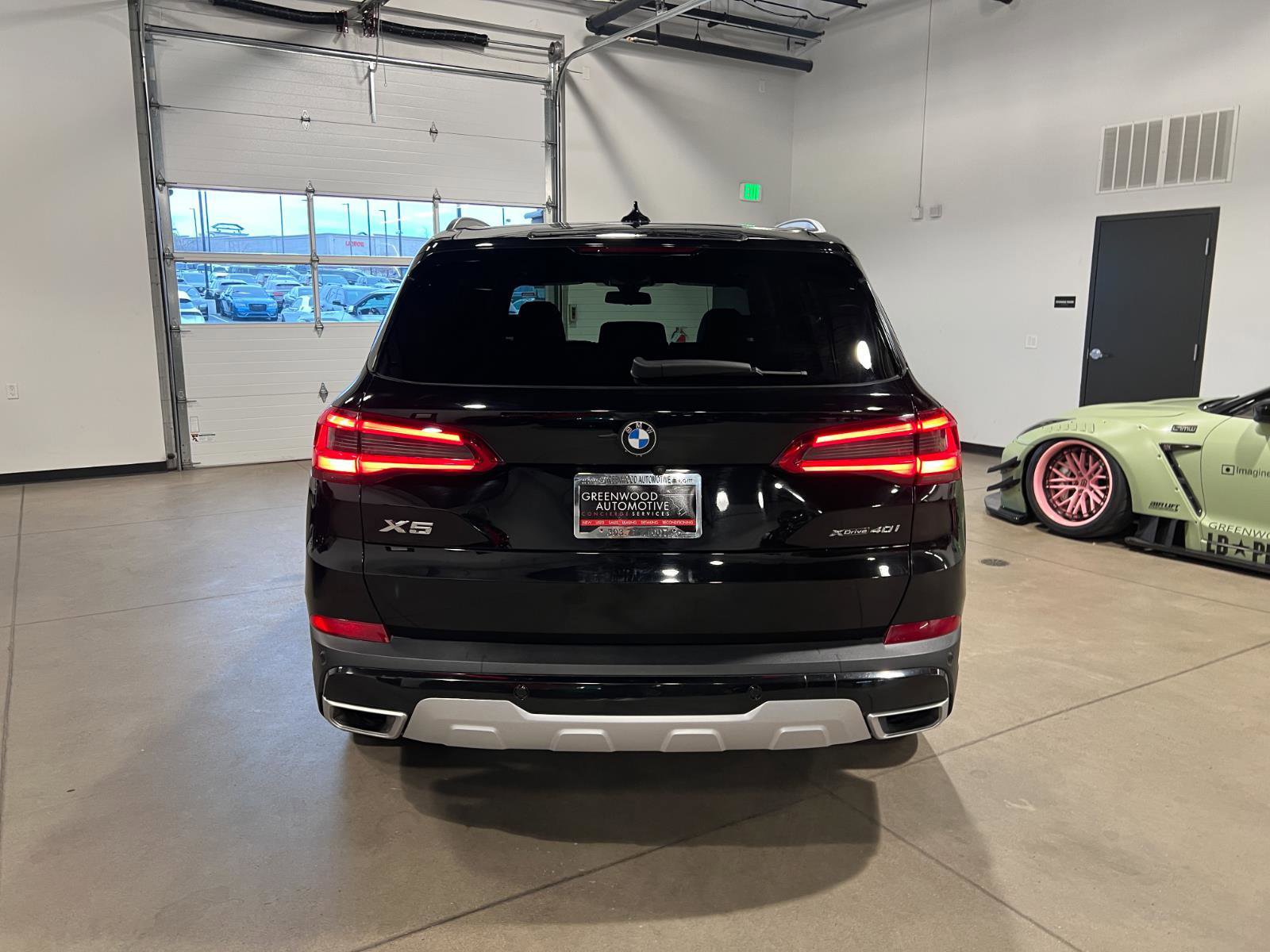 Used 2019 BMW X5 xDrive40i w/ Premium Package 2 AWD/4WD image 4