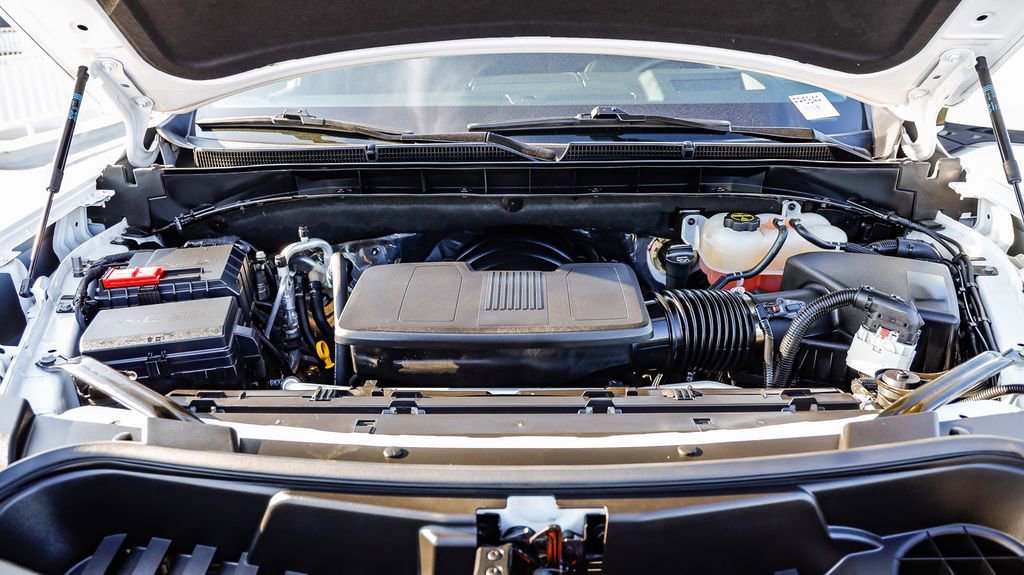 Used 2025 GMC Yukon XL Denali image 32