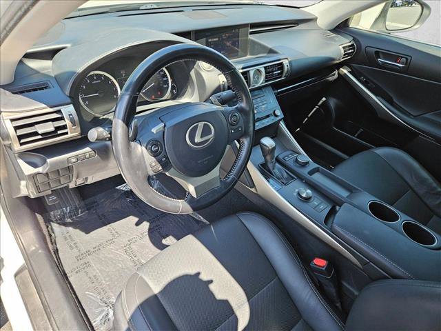 Used 2016 Lexus IS 200t w/ Accessory Package RWD image 10