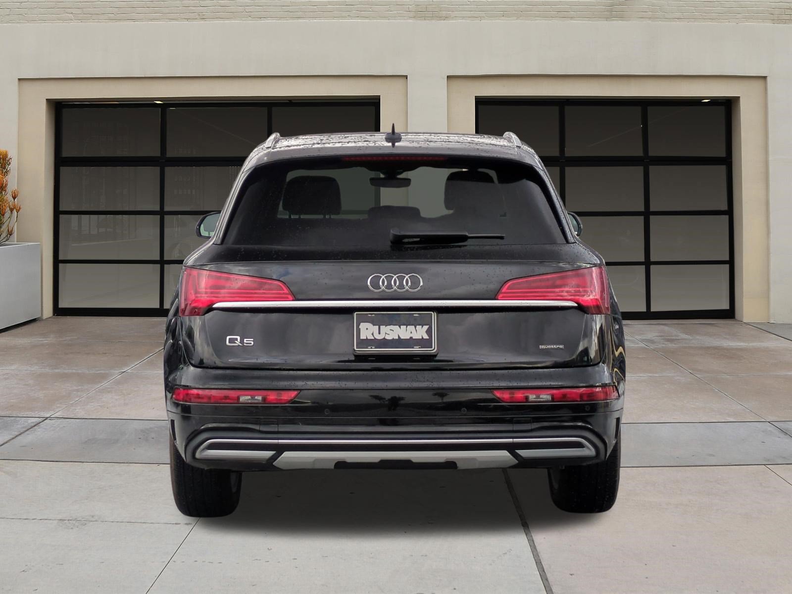 Used 2023 Audi Q5 Premium AWD/4WD image 5