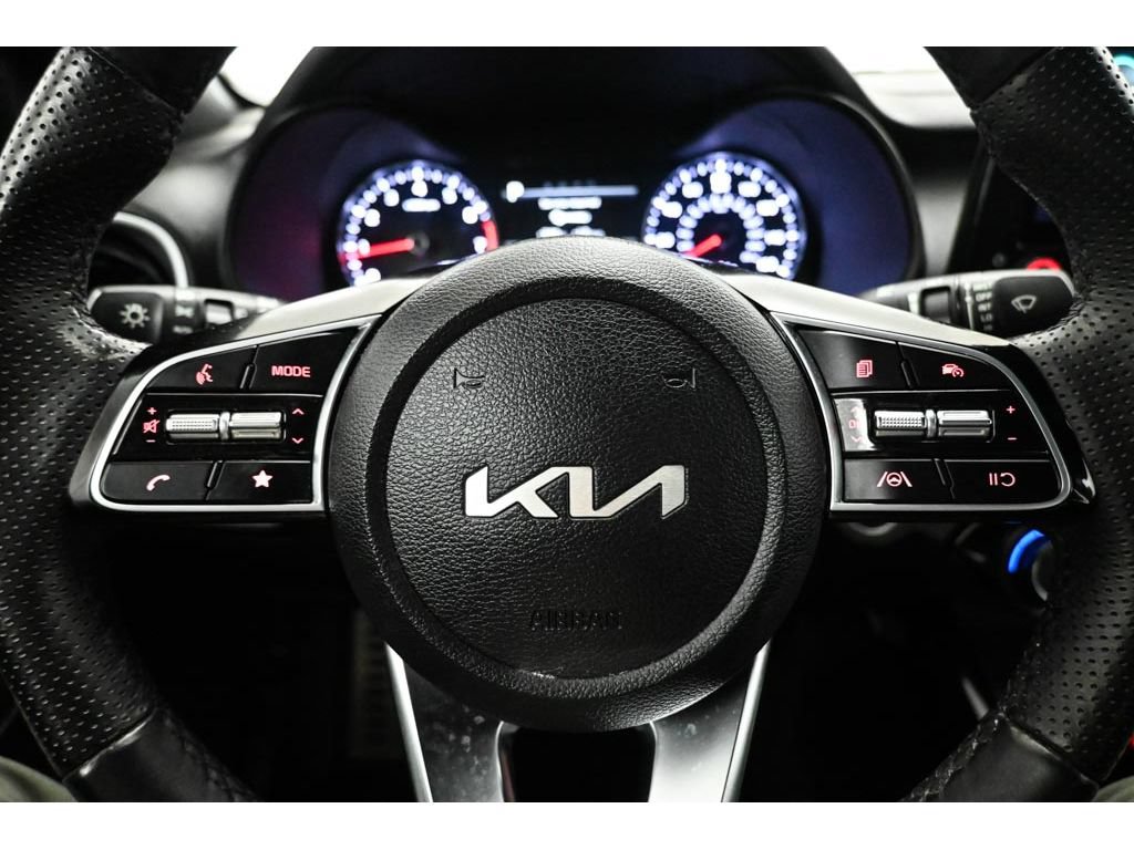 Certified 2023 Kia Forte GT-Line FWD image 13