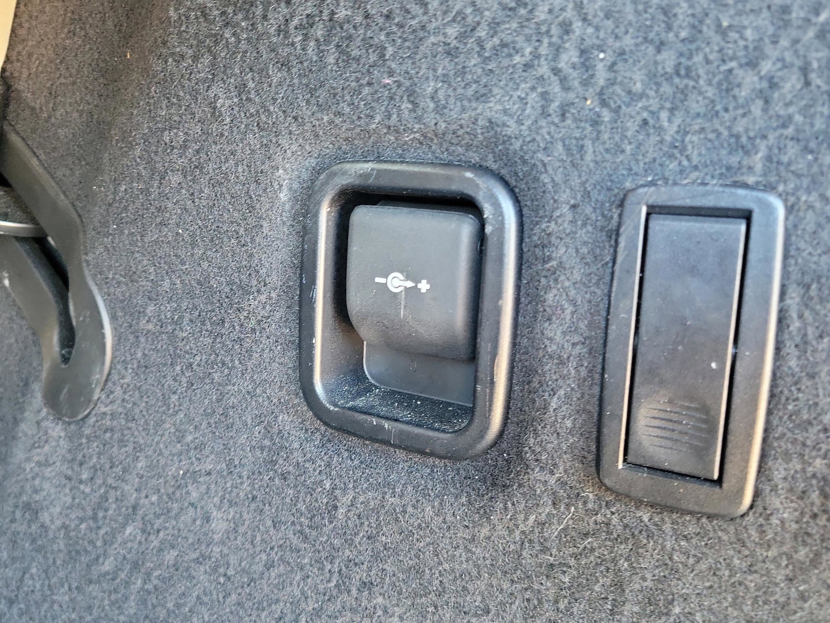 Used 2020 BMW X3 xDrive30i w/ Convenience Package image 11