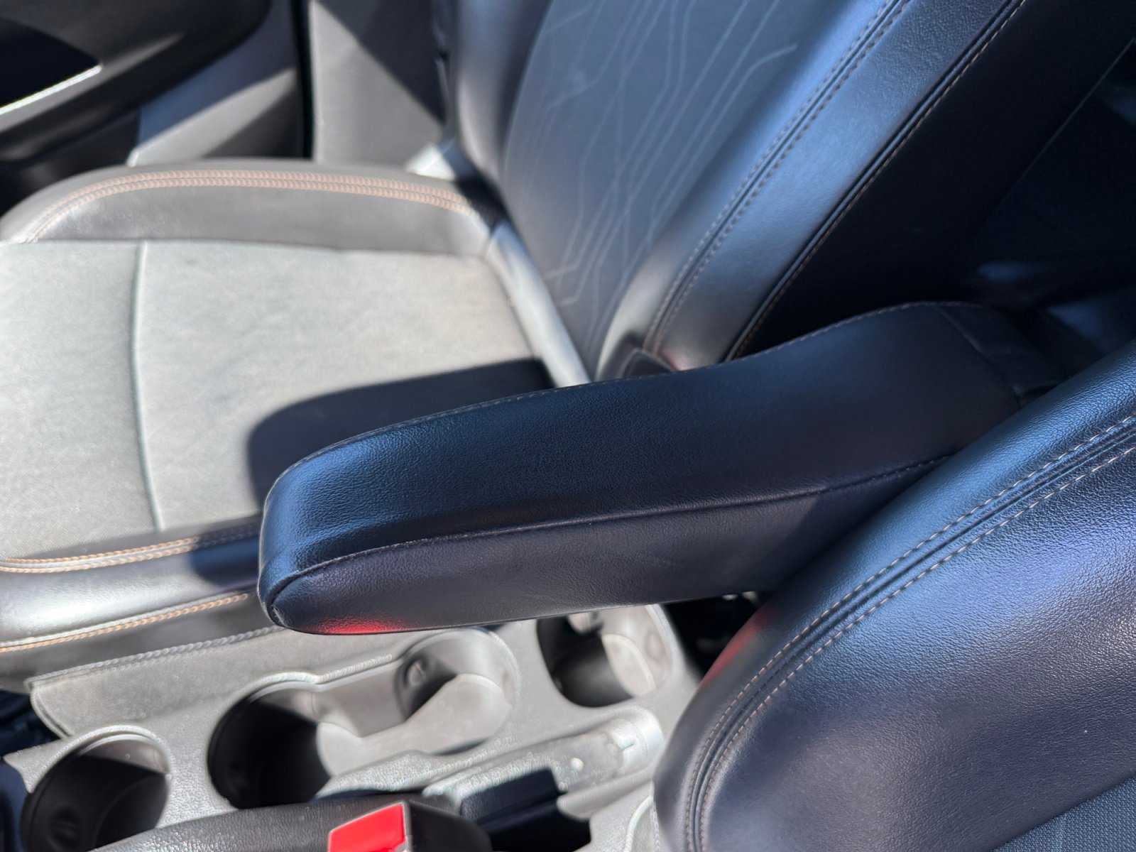 Used 2019 Chevrolet Trax LT w/ LT Convenience Package image 14