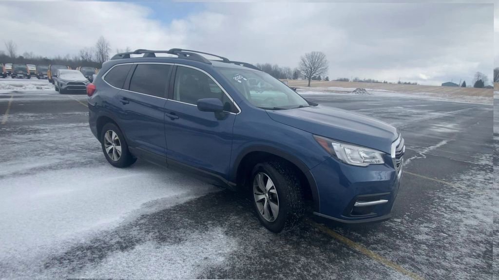Used 2020 Subaru Ascent Premium w/ Convenience Package image 2