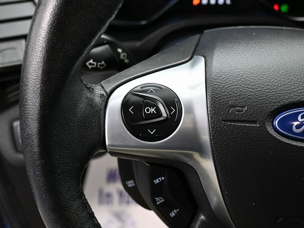 Used 2017 Ford C-MAX SE image 16