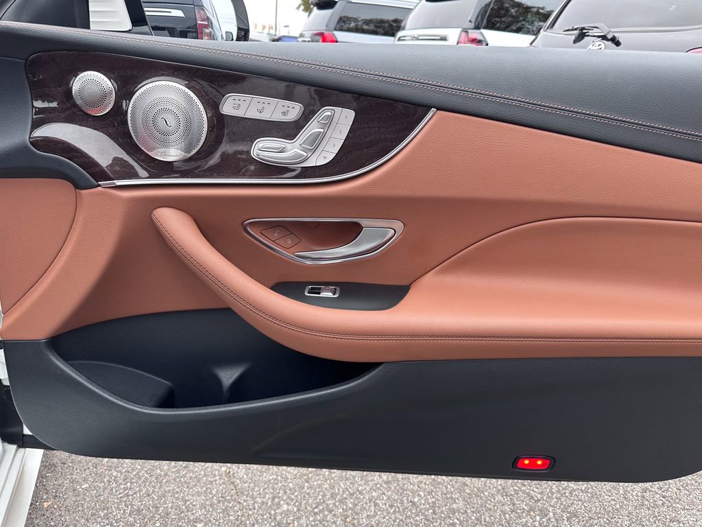 Used 2023 Mercedes-Benz E 450 Cabriolet image 39