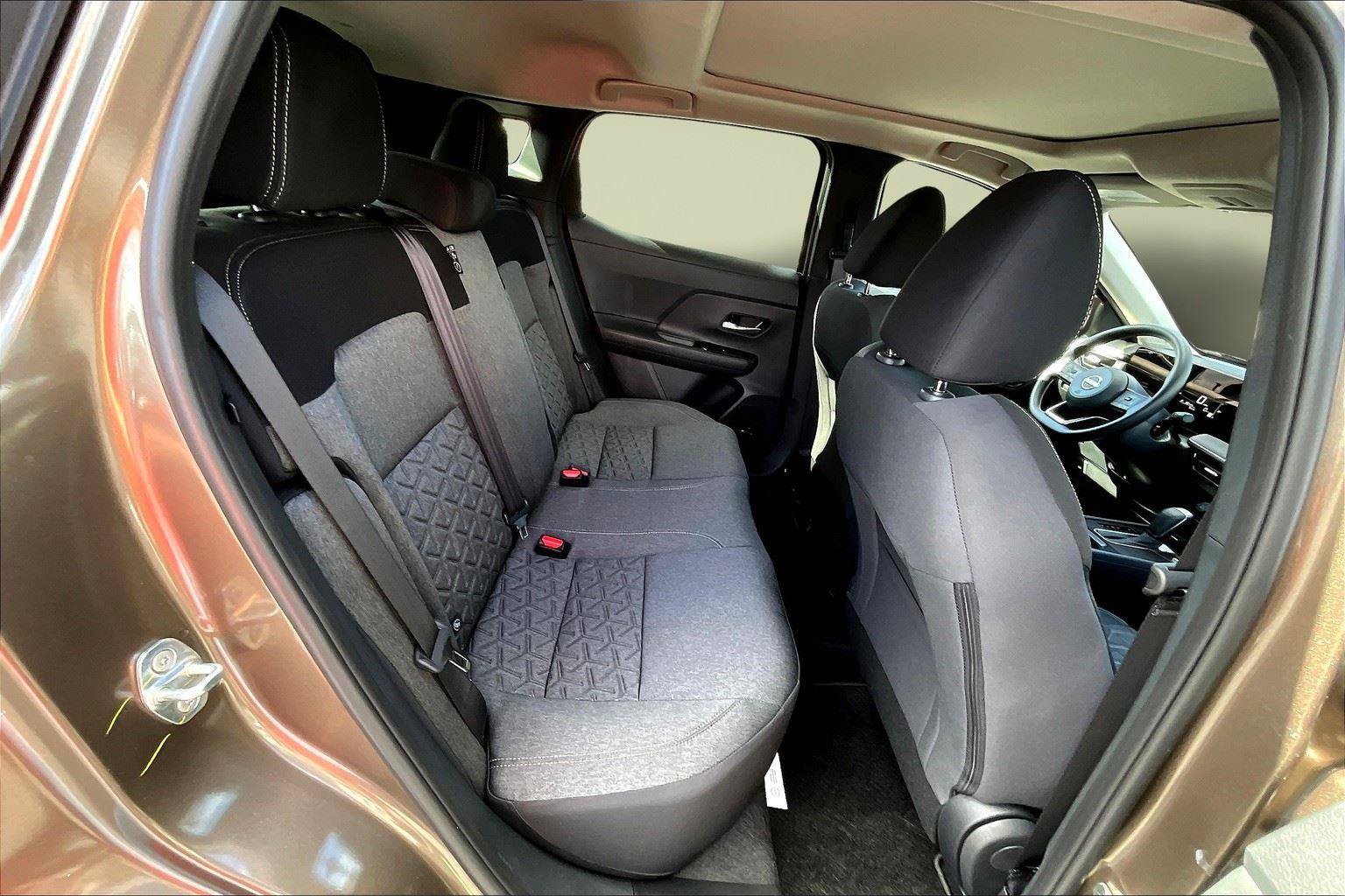 New 2026 Nissan Kicks SV w/ SV Premium Package AWD/4WD image 11