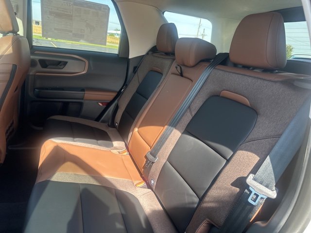 New 2025 Ford Bronco Sport Outer Banks image 5