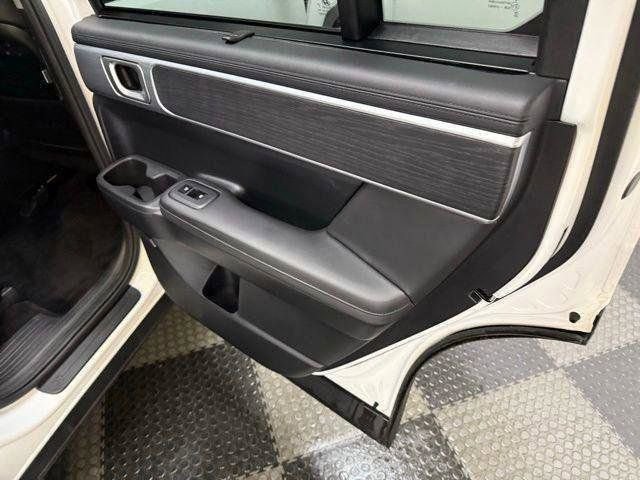 Used 2025 Hyundai Santa Fe Limited image 42