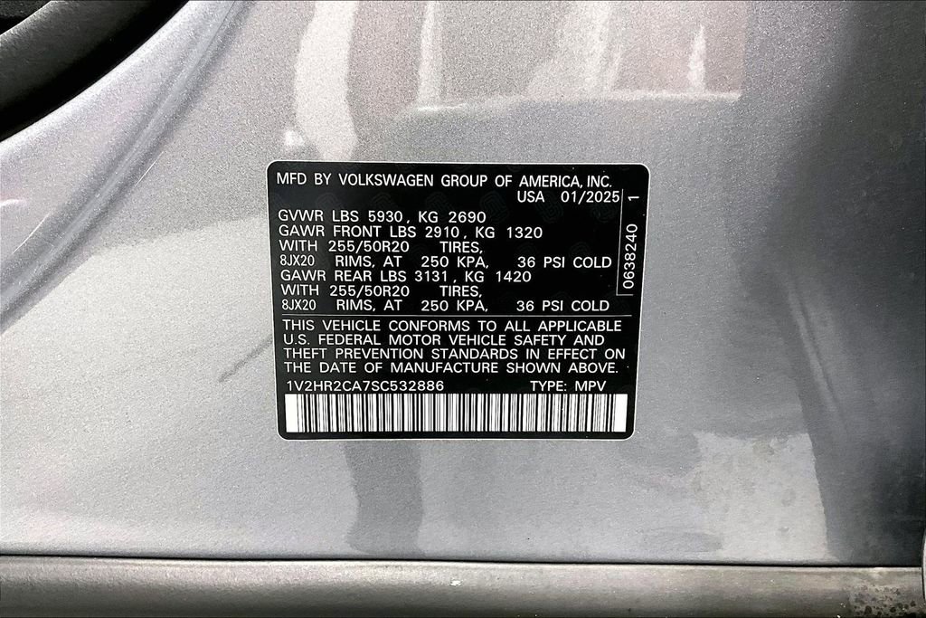 Used 2025 Volkswagen Atlas SE AWD/4WD image 41