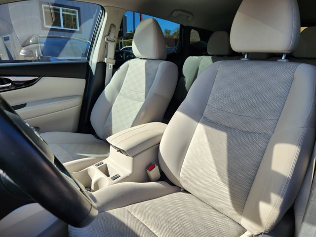 Certified 2020 Nissan Rogue Sport SV w/ All-Weather Package FWD image 7