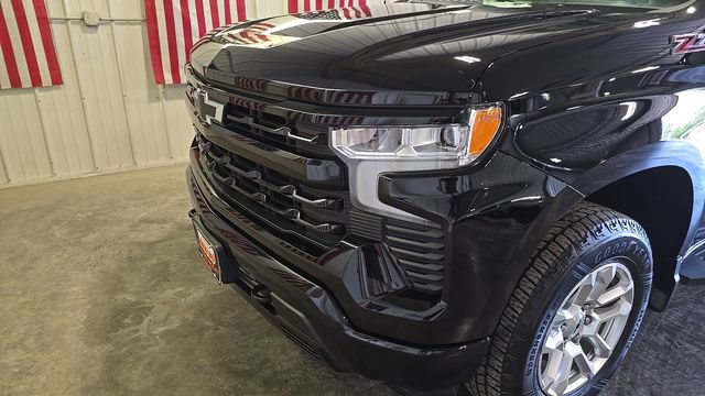 Used 2022 Chevrolet Silverado 1500 RST w/ Z71 Off-Road Package AWD/4WD image 14