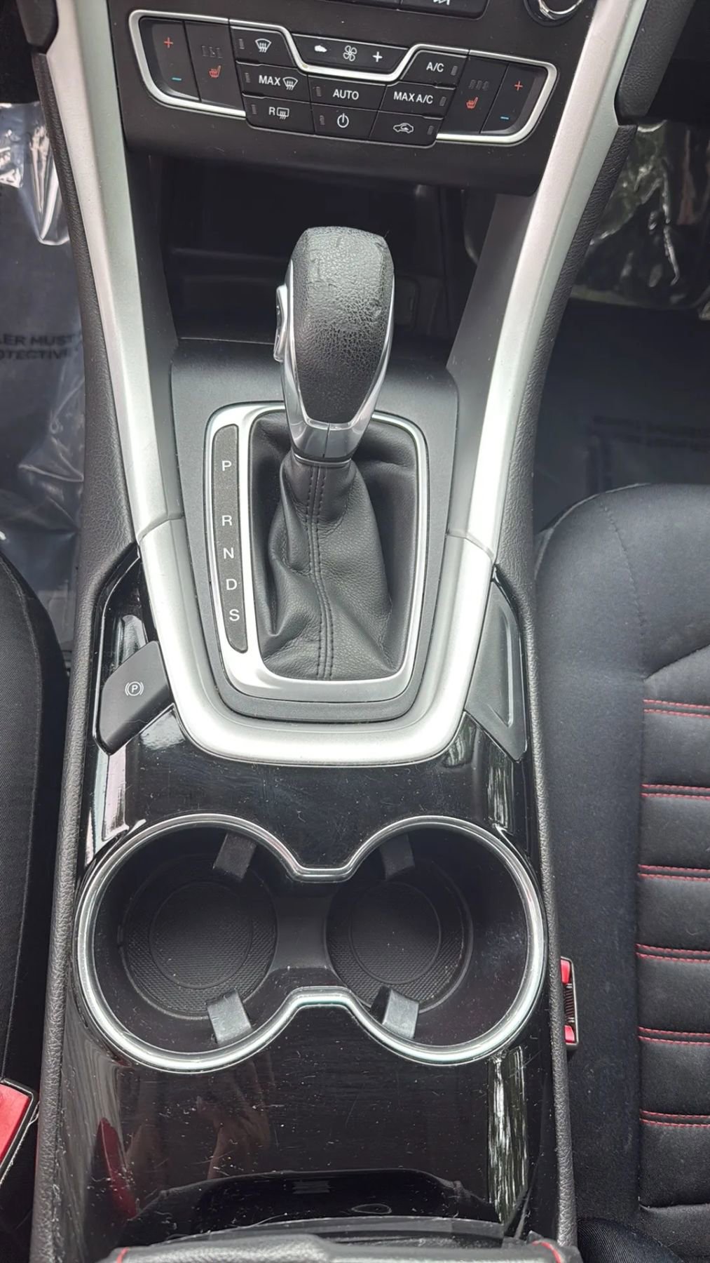 Used 2016 Ford Fusion SE FWD image 36