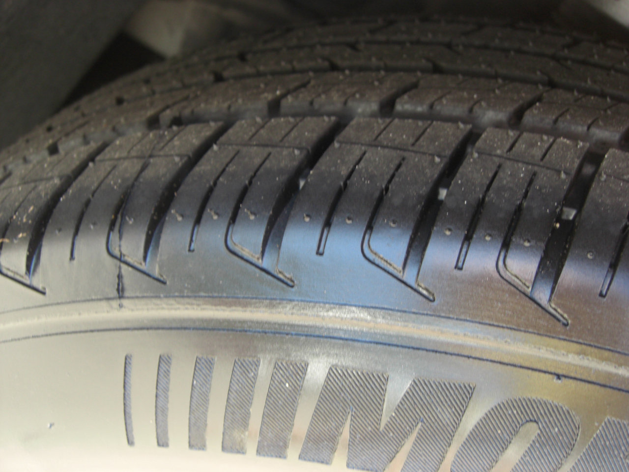 Used 2017 Kia Sorento LX w/ LX Convenience Package image 15