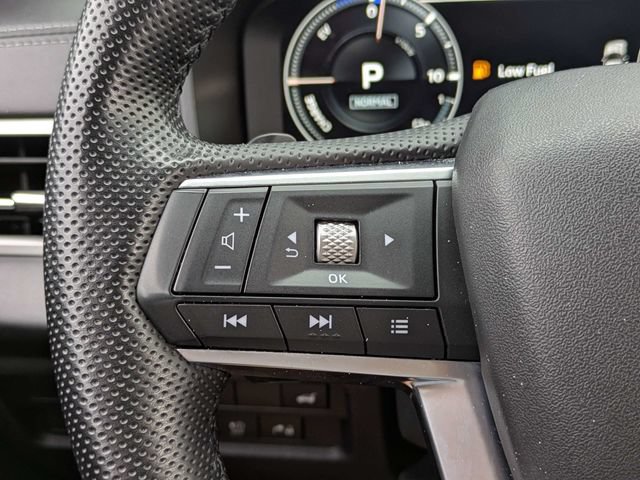 Used 2023 Mitsubishi Outlander SE AWD/4WD image 28