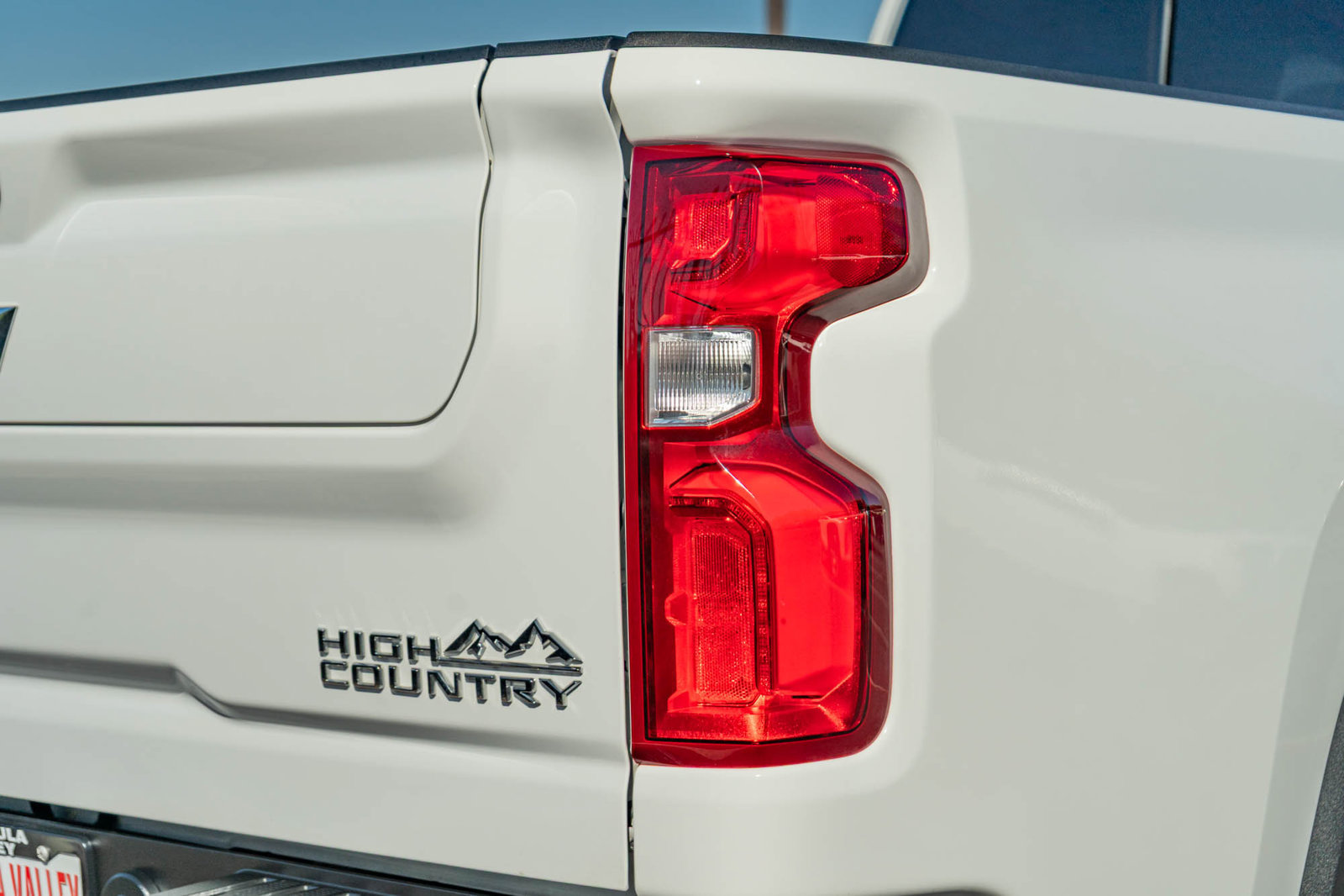 Used 2022 Chevrolet Silverado 3500 High Country w/ Z71 Off-Road Package AWD/4WD image 7