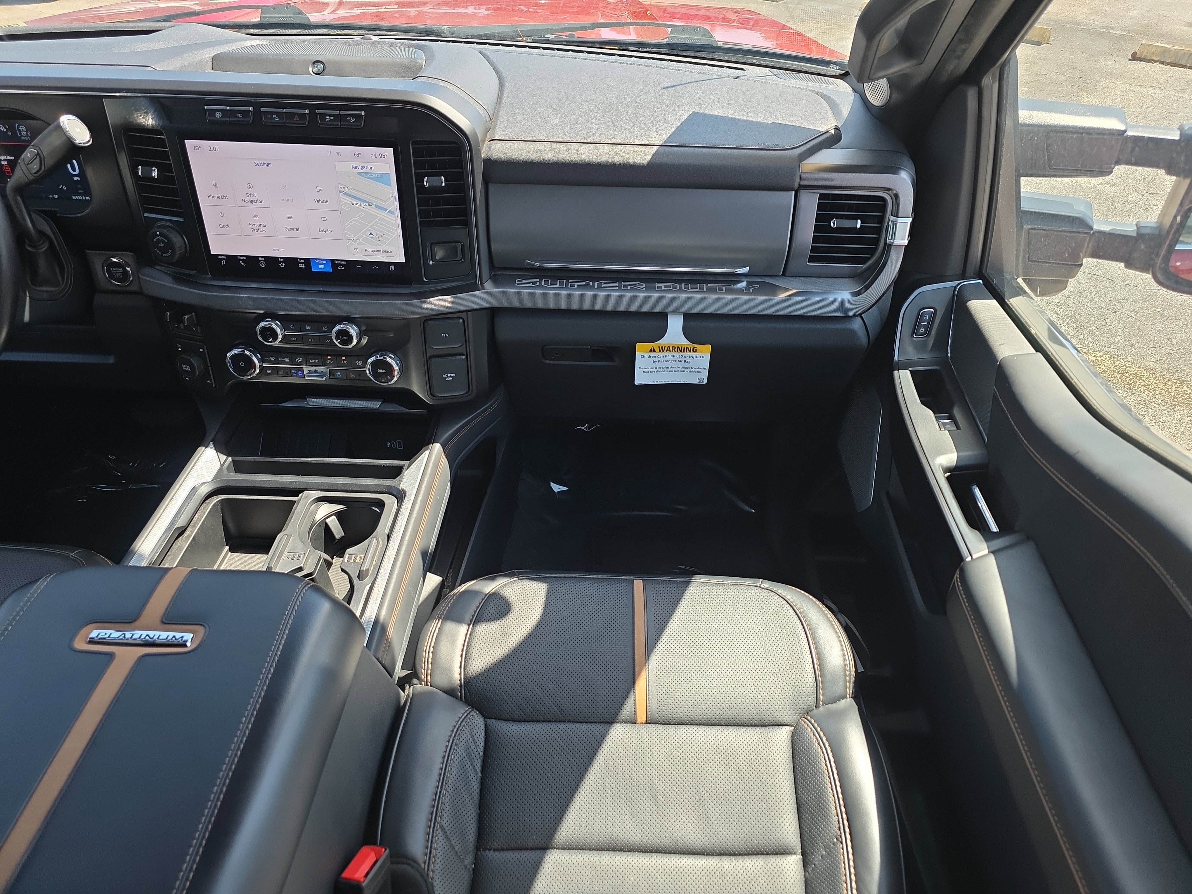 Used 2024 Ford F350 Platinum w/ FX4 Off-Road Package image 17