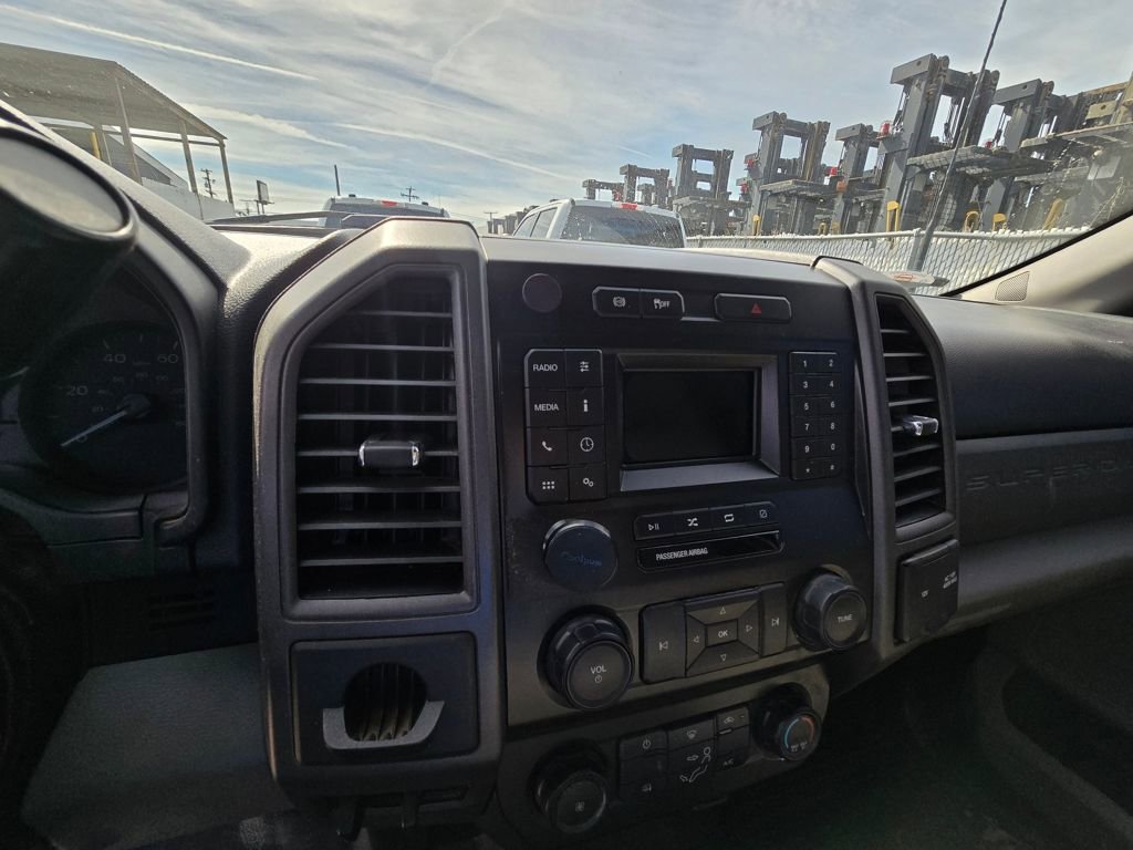 Used 2021 Ford F350 XL w/ Power Equipment Group image 15