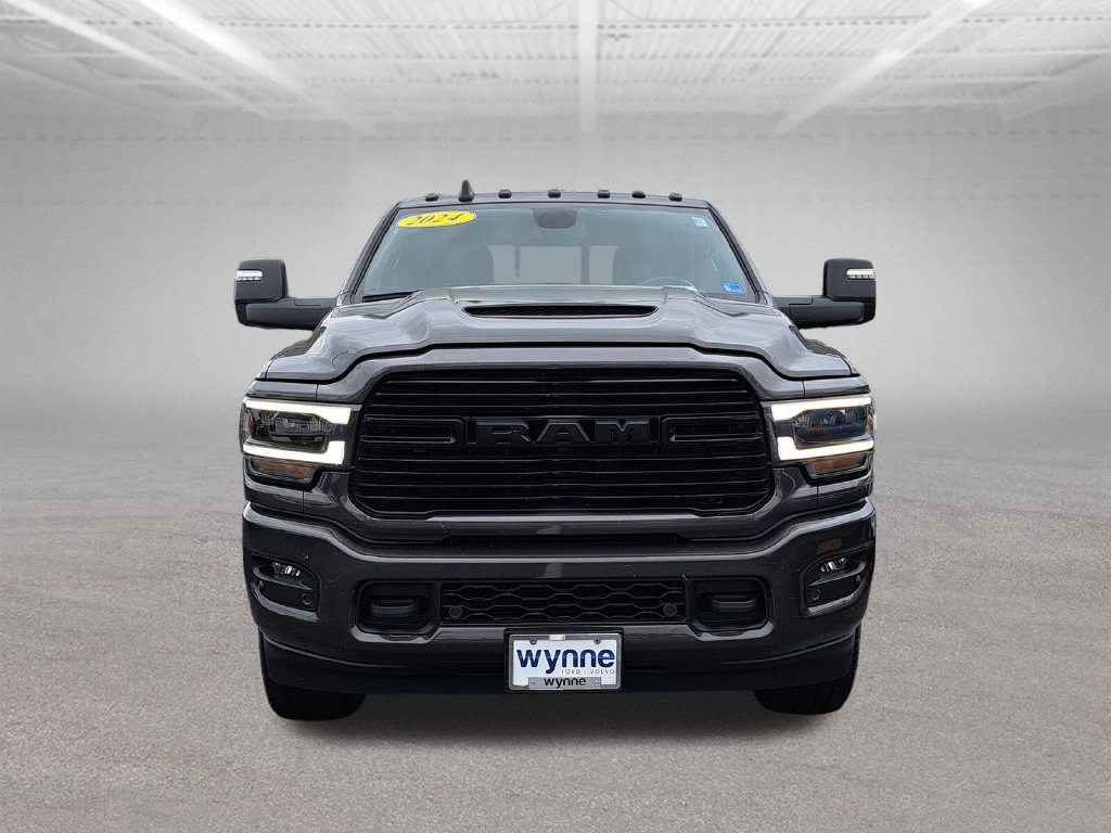 Used 2024 RAM 3500 Laramie w/ Night Edition AWD/4WD image 2