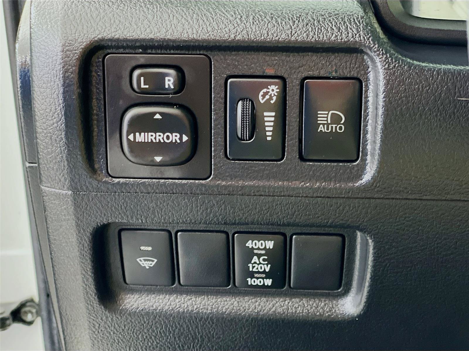 Used 2021 Toyota 4Runner Limited AWD/4WD image 14